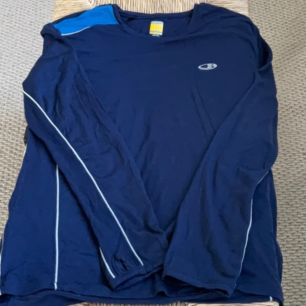 Men's Icebreaker size XL merino wool base layer or athletic top.